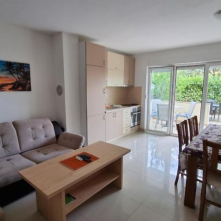 Apartments Bellator Šilo Exterior foto