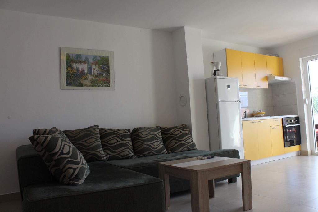 Apartments Bellator Šilo Exterior foto