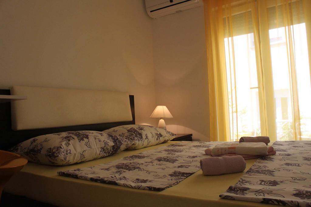 Apartments Bellator Šilo Exterior foto